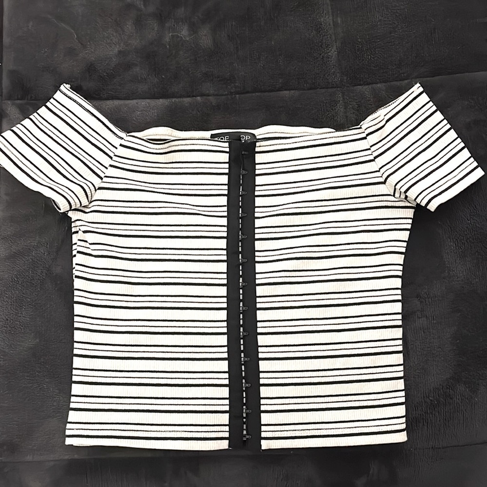 Like new! Crop top from Topshop